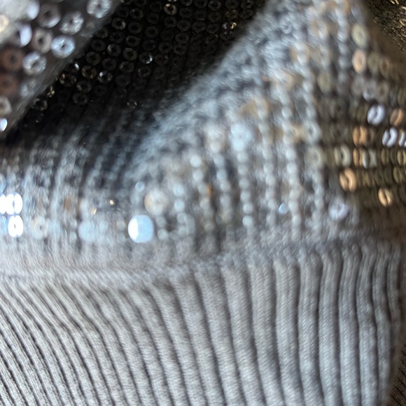 Alice + Olivia Sequin Open-Back Sleeveless Top – Size Small - Picture 10 of 11